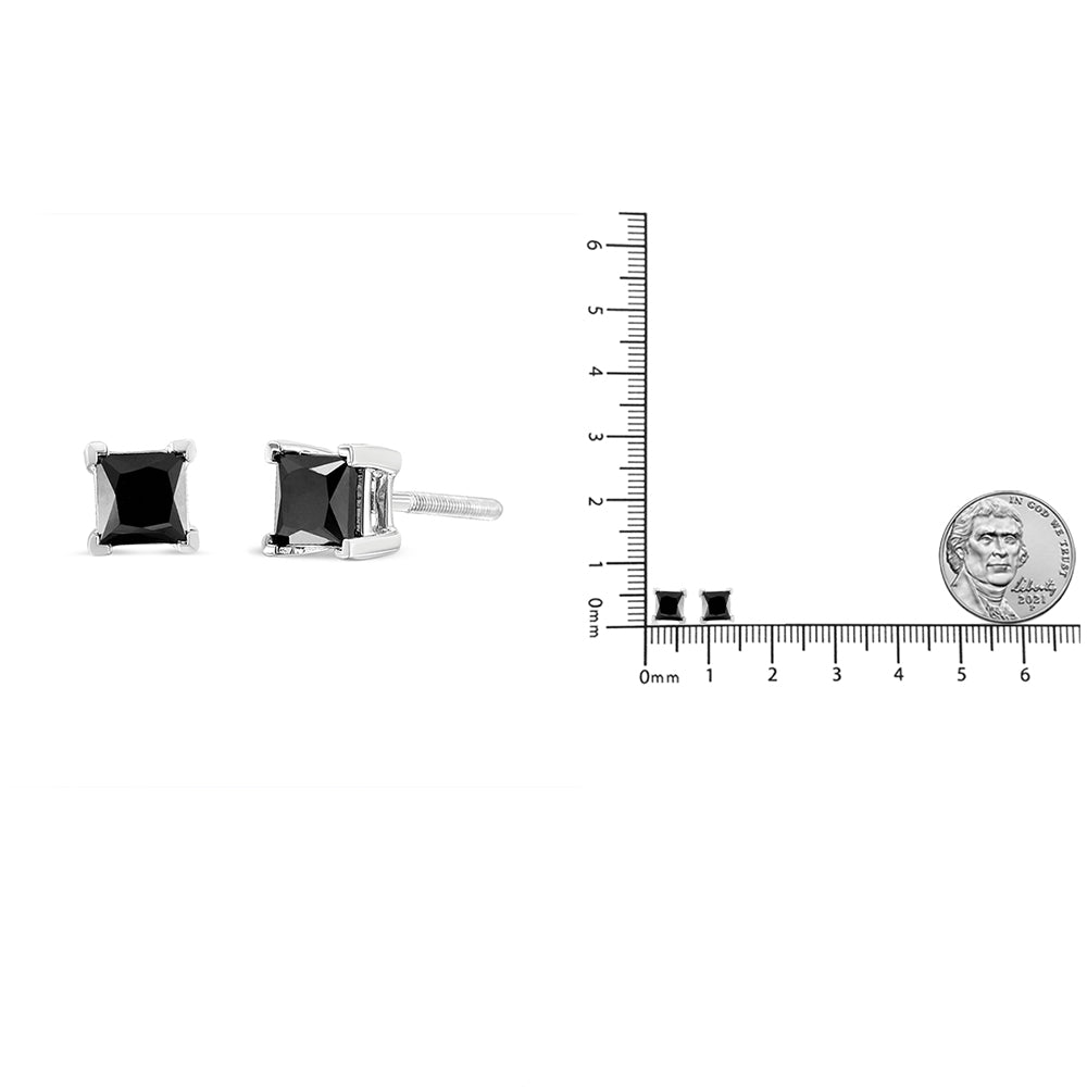 Orecchini a bottone classici a 4 punte con diamanti neri quadrati taglio principessa in argento sterling .925 con chiusura a vite (colore fancy migliorato, purezza I2-I3) - Friggin Jewelry