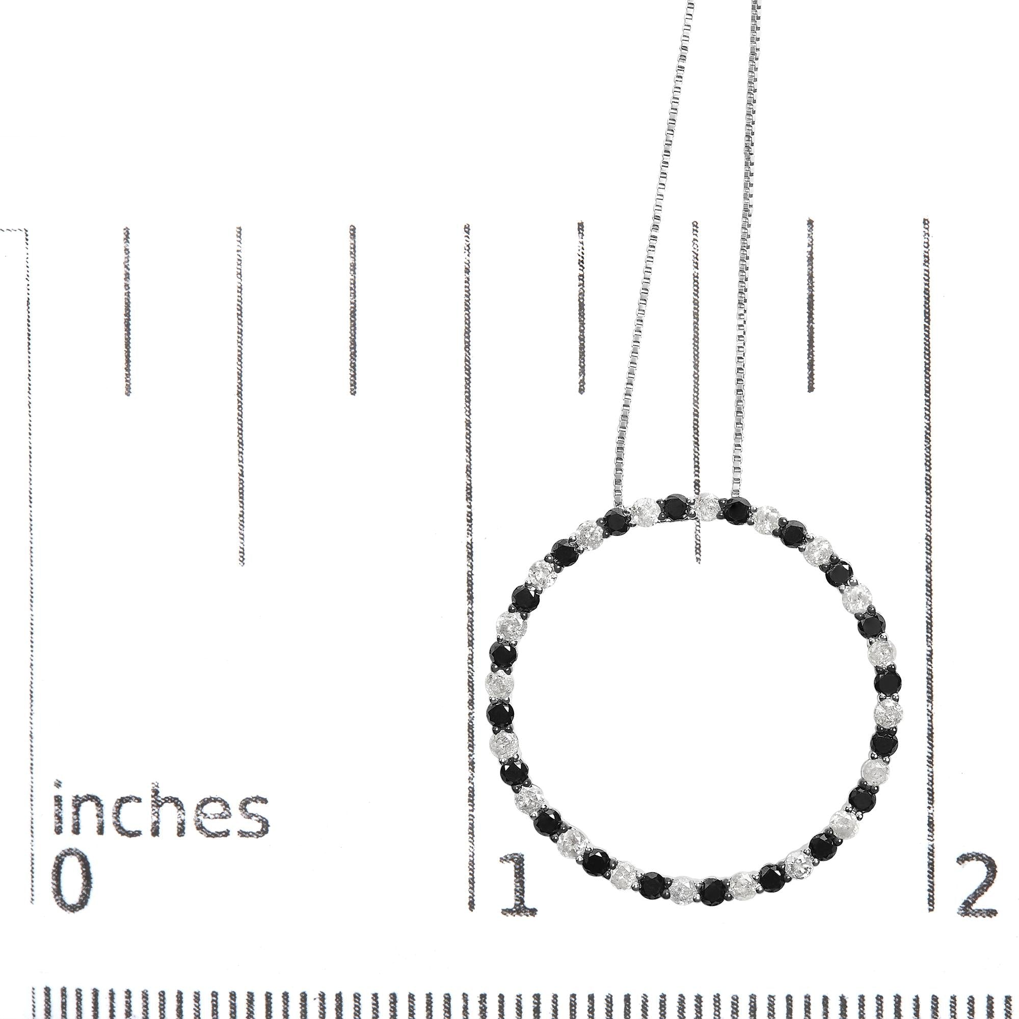 Collar con colgante circular de aro abierto con diamantes blancos y negros alternados de 2,0 quilates en plata de ley 925 (color HI, claridad I2-I3) - 45,7 cm - Friggin Jewelry